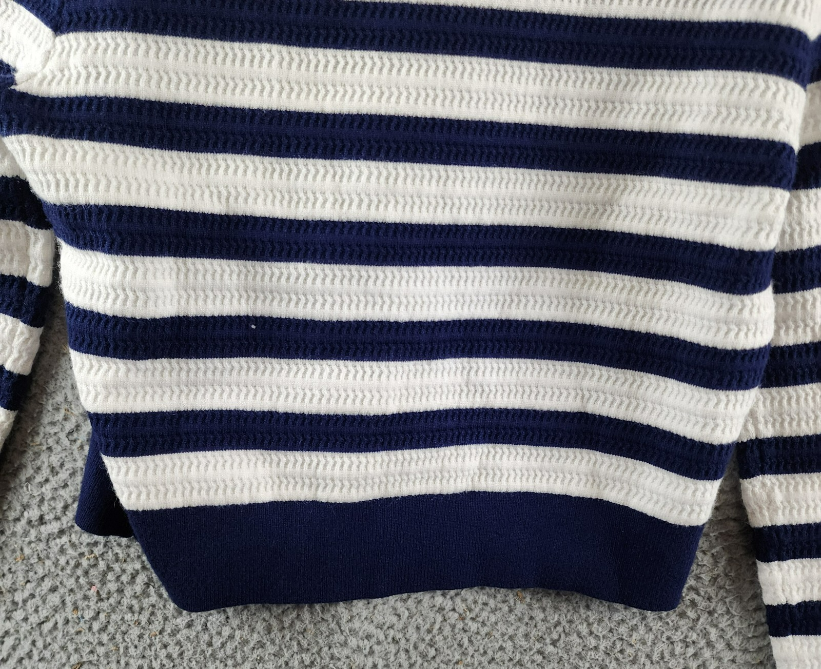 Generation Love Janice Cropped Sweater Women's S White/Navy Striped Long Sleeve - Picture 12 of 14