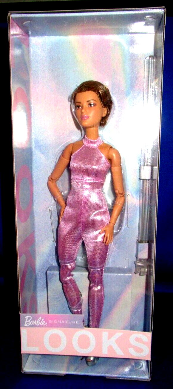 BARBIE SIGNATURE LOOKS MODEL #22 ARTICULATED COLLECTOR BARBIE SIGNATURE LOOKS MODEL #22 ARTICULATED COLLECTOR