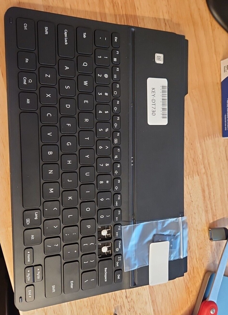 SAMSUNG GALAXY TAB S8+ TAB S7 FE TAB S7+ KEYBOARD EF-DT730 SAMSUNG GALAXY TAB S8+ TAB S7 FE TAB S7+ KEYBOARD EF-DT730