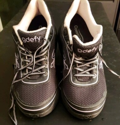 Gdefy Gravity Defyer Walking Shoes