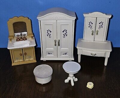 Assort Epoch Calico Critters Doll House Furniture 