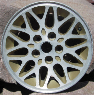 Vintage: OEM JEEP Grand Cherokee/Wagoneer- 15'' Gold WHEEL RIM. 10 TEAR DROP.