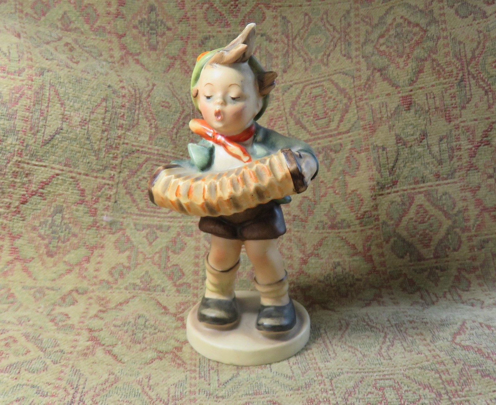 Old Hummel U S Zone Germany Mark Boy with Accordian #185 TMK 1