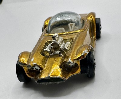 1968 Beatnik Bandit Gold color White Int. Light Play Wear Redline HotWheels Cars