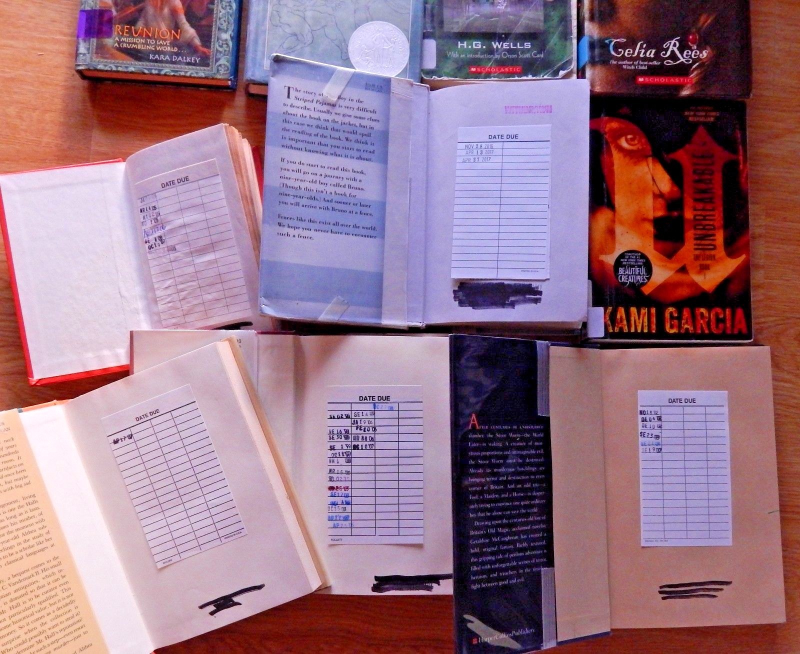Middle Grade Accelerated readers Lot of 23 Chapter, Classroom