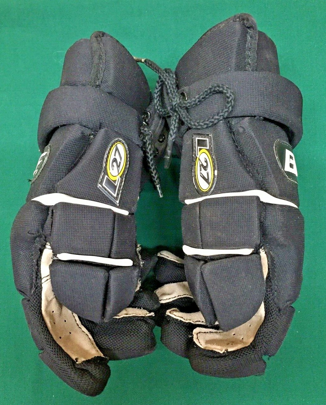 Brine L27 LACROSSE GLOVES Size L/XL  Black
