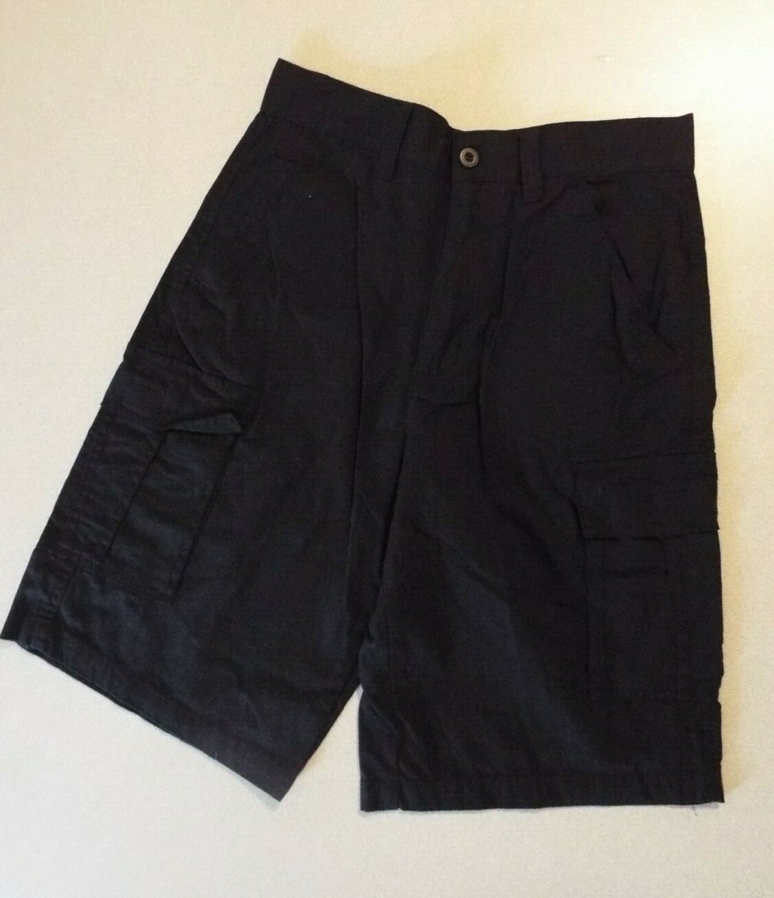 Men's Black Cargo Shorts size 30 NEW!