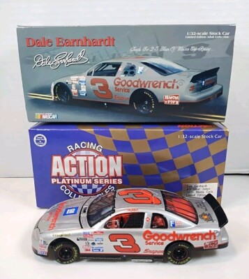 Dale Earnhardt Sr #3 Winston Silver Select 1995 Chevy Monte Carlo Action 1:32 