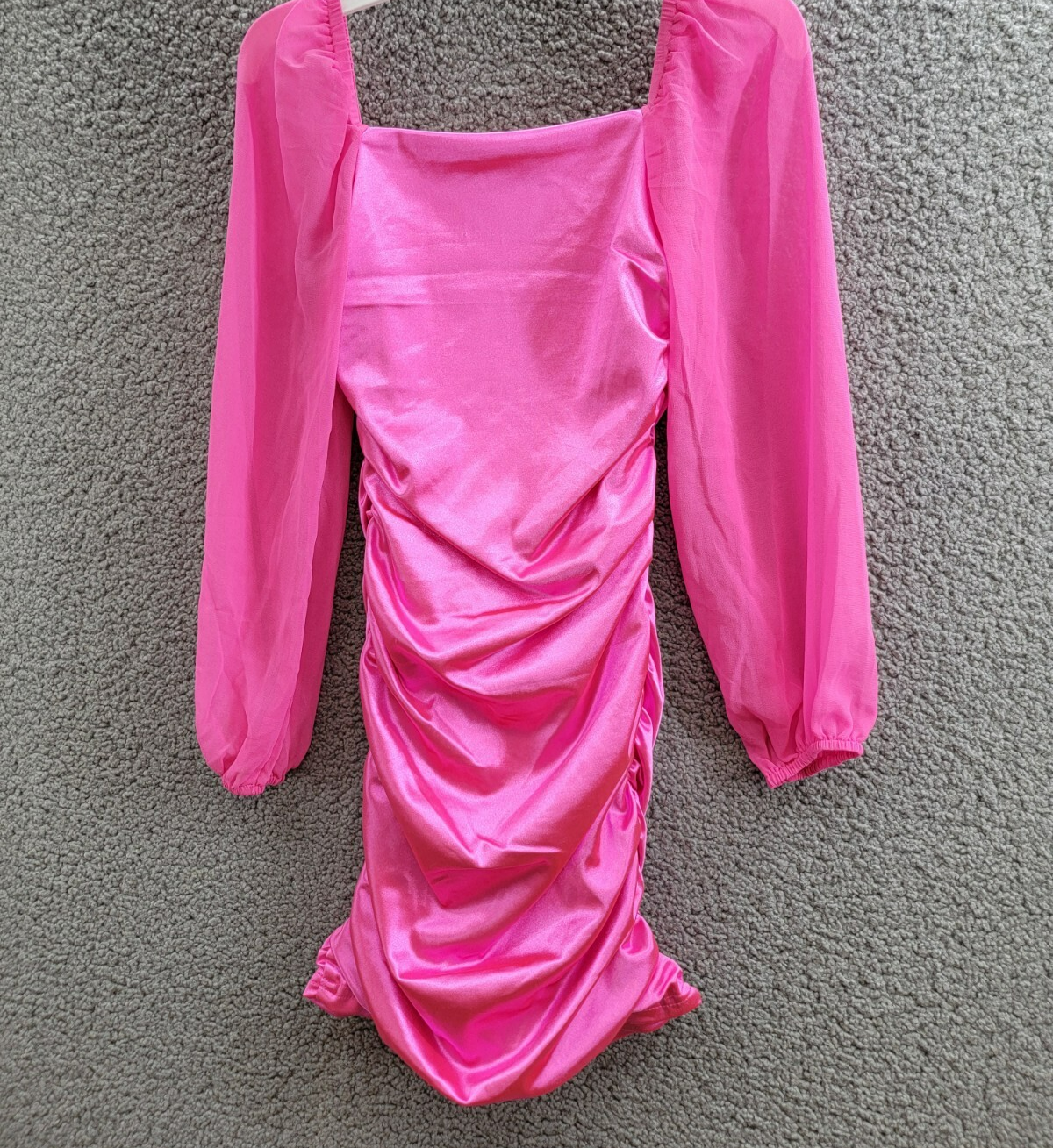 With Jules Long-Sleeve Ruched Dress Girls' L Bright Pink Straight Neck Pullover - Picture 10 of 16