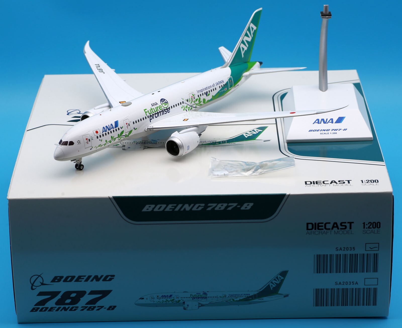 JC Wings 1:200 All Nippon Airways ANA Boeing 787-8 Diecast JC Wings 1:200 All Nippon Airways ANA Boeing 787-8 Diecast