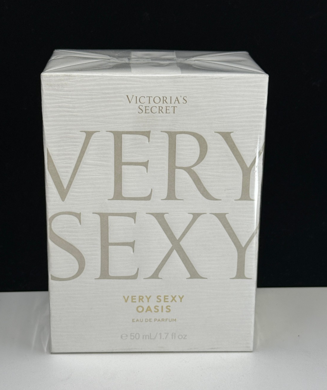 Victoria's Secret Very Sexy Oasis Eau De Parfum Spray 1.7 oz