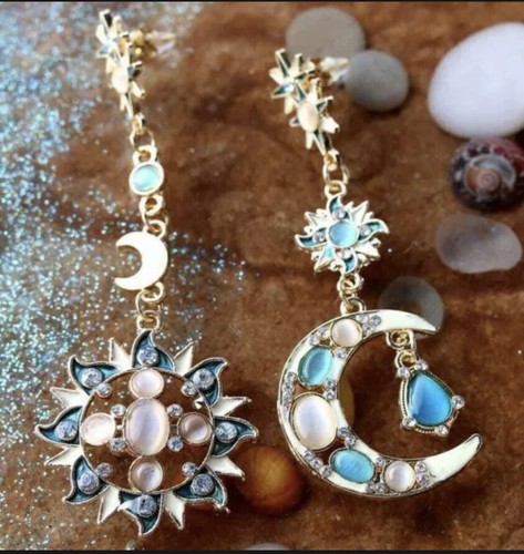 US Seller Betsey Johnson Sun & Moon Crystal Dangle Earrings Multi-color