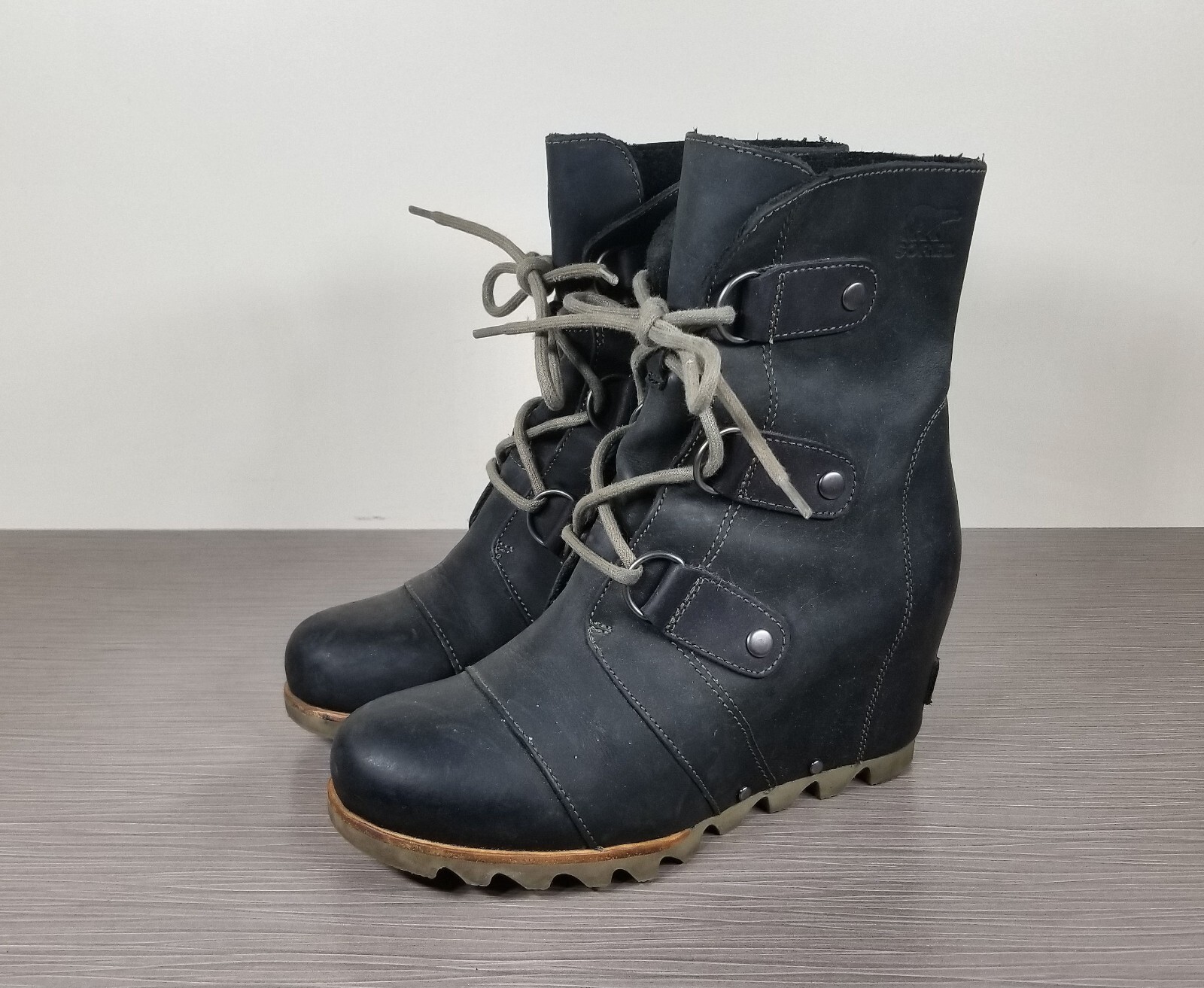 Sorel Joan Of Arctic II Wedge Lace-Up Boots, Black Leather, Womens Size 7 M
