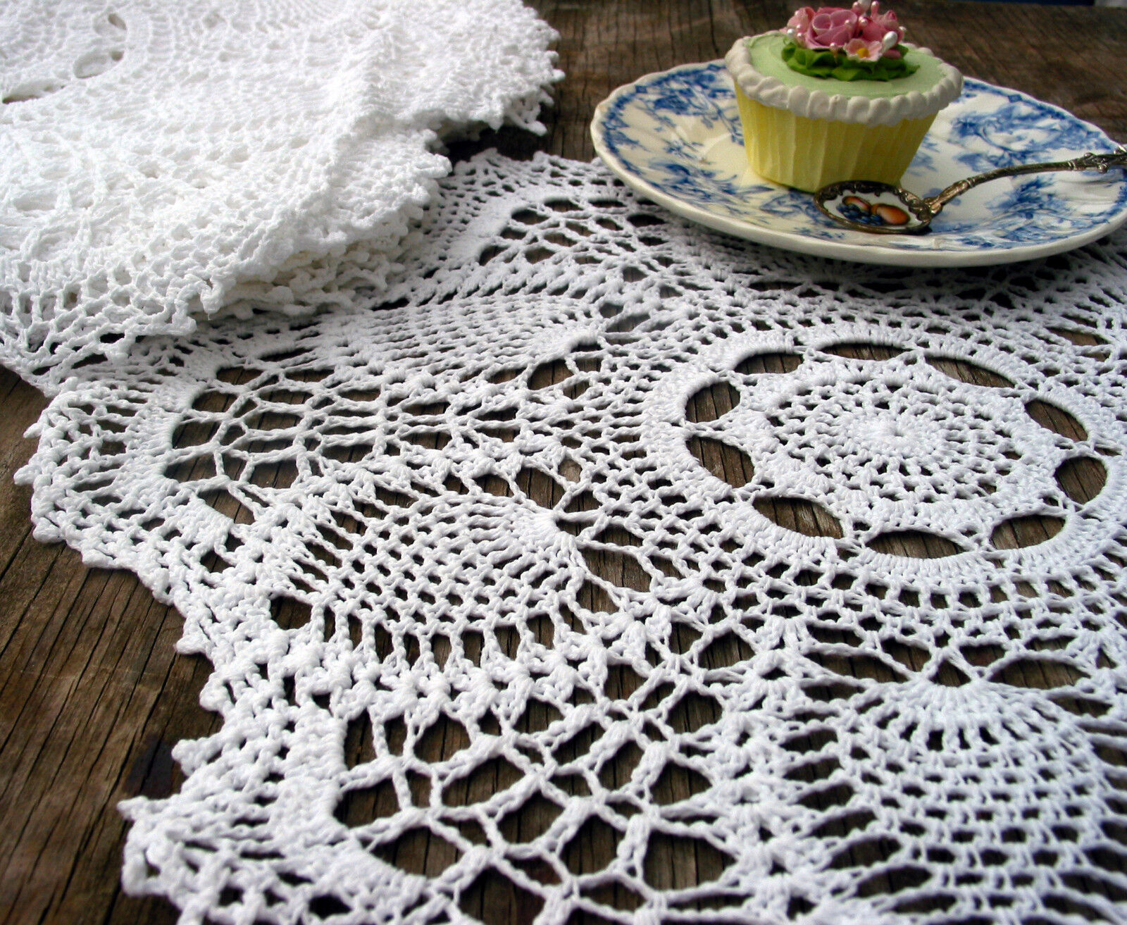 :: lot of 14 Hand Crochet Doilies 5"-7"-15" Wht & Natur VTG Wedding Tea Party NEW