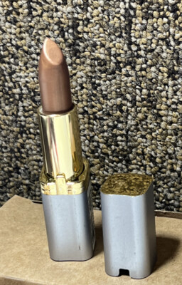 L'Oreal Rouge Virtuale Lipstick #830 BROWN SUGAR New