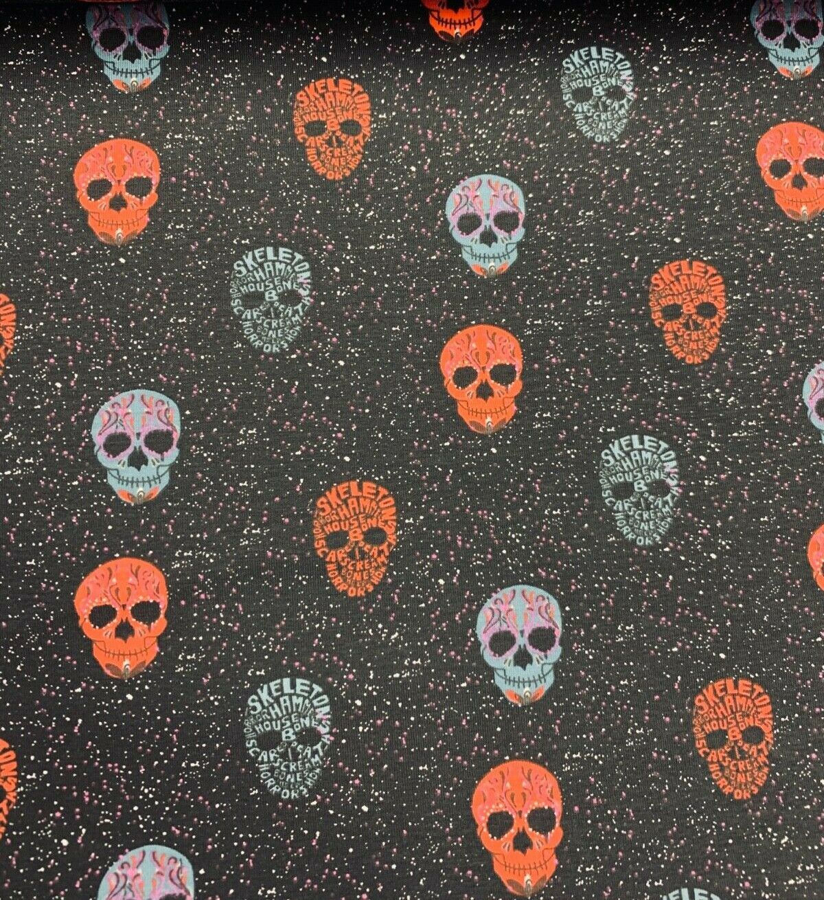 Stoff Reststück Baumwolle Bio Jersey Totenkopf 30cm.x