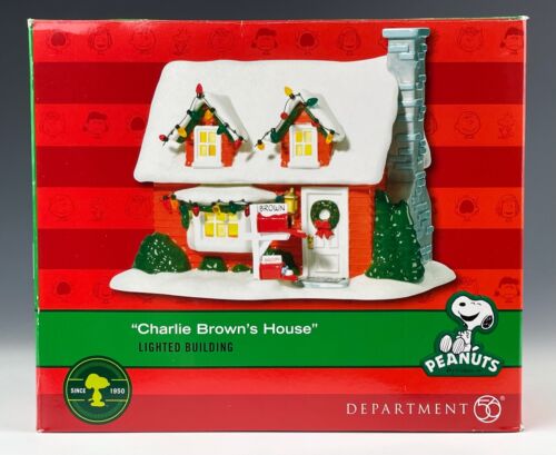 DEPT 56 PEANUTS CHARLIE BROWNS HOUSE LIGHTED NEW IN BOX E42