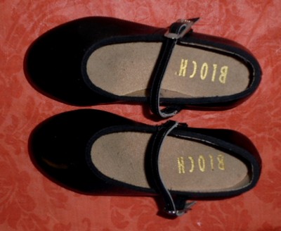 Girl's Black BLOCH Tap Shoes Size 9.5 M Great Condition