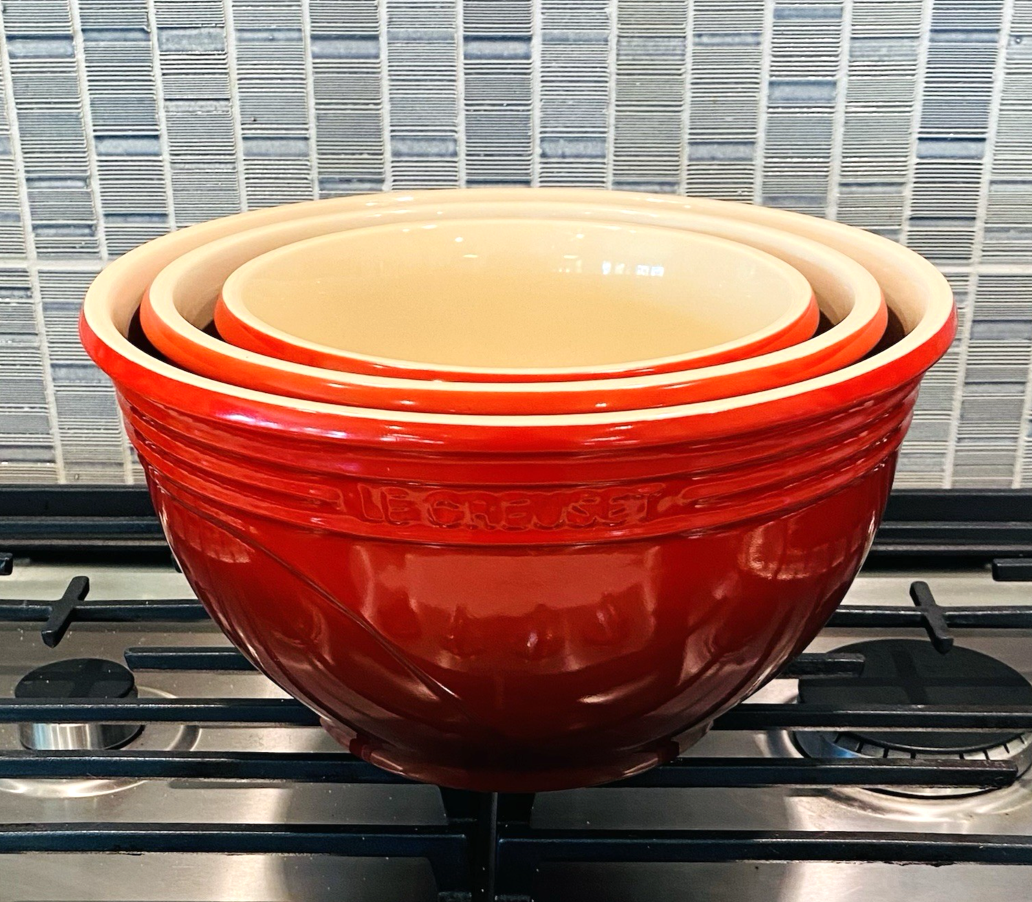 Le Creuset 3-Pc Nesting Mixing Bowl Set Cerise Red Stoneware