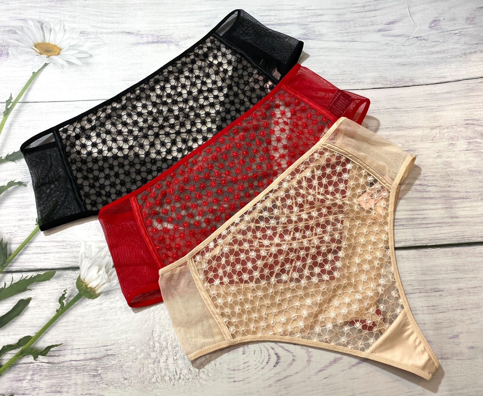 

NWT Victorias Secret Luxe Starburst High Waist V-String Thong Panty Black Red, Black red champagne