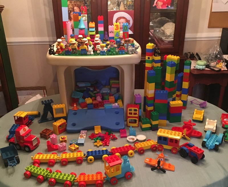 step 2 lego duplo table with storage