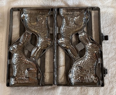 VINTAGE DOUBLE RABBIT CANDY CHOCOLATE MOLD PROBABLY GERMAN METAL HINGED FRAME