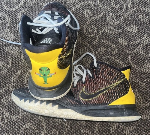 新品 希少23.5cm NIKE Kyrie 7 Roswell Rayguns Nike Kyrie 7 Roswell Rayguns Men's - CQ9326-003 - US