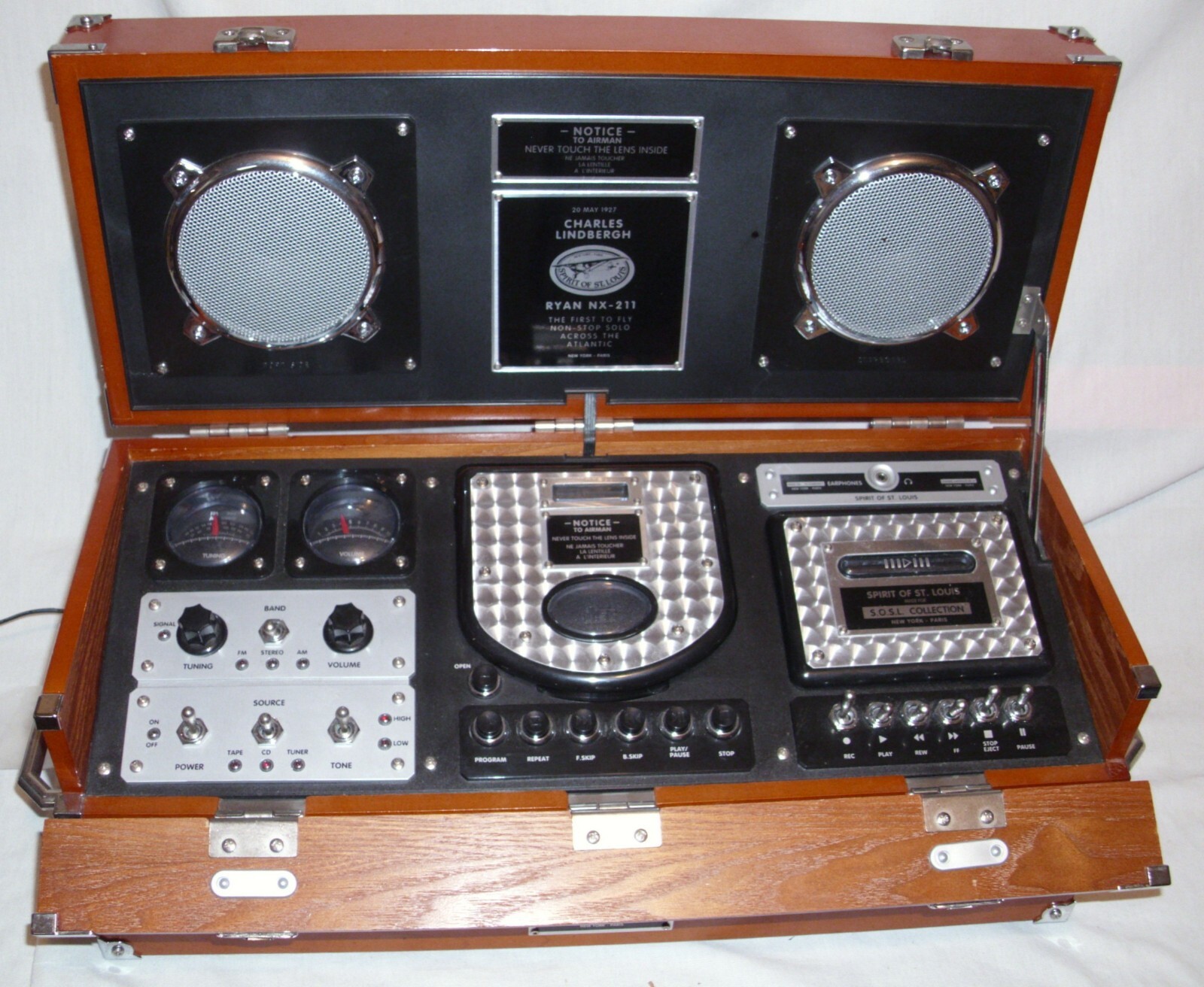 SPIRIT OF ST. LOUIS FIELD RADIO MK. II AM-FM CD CASSETTE SPIRIT OF ST. LOUIS FIELD RADIO MK. II AM-FM CD CASSETTE