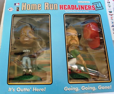 1998 Home Run Headliners Mark McGuire and Ken Griffey, Jr. Action Figures