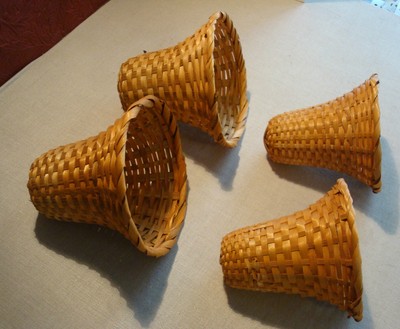 Vintage Lot Woven Straw Bells Christmas Easter Wedding Crafts 2 Sizes