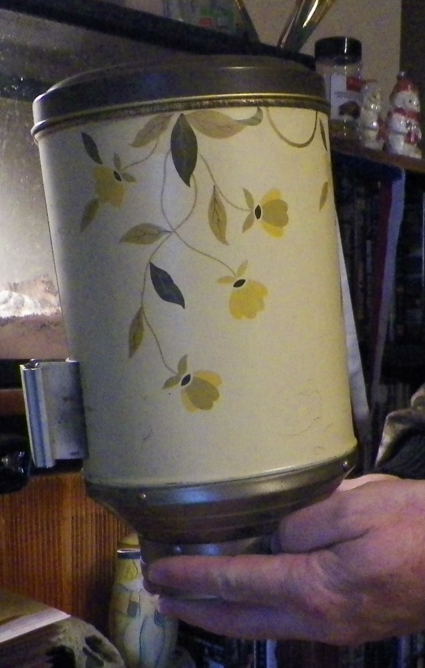 AUTUMN LEAF BY HALL MEAS-O-MATIC METAL COFFEE DISPENSER AND LID 1941