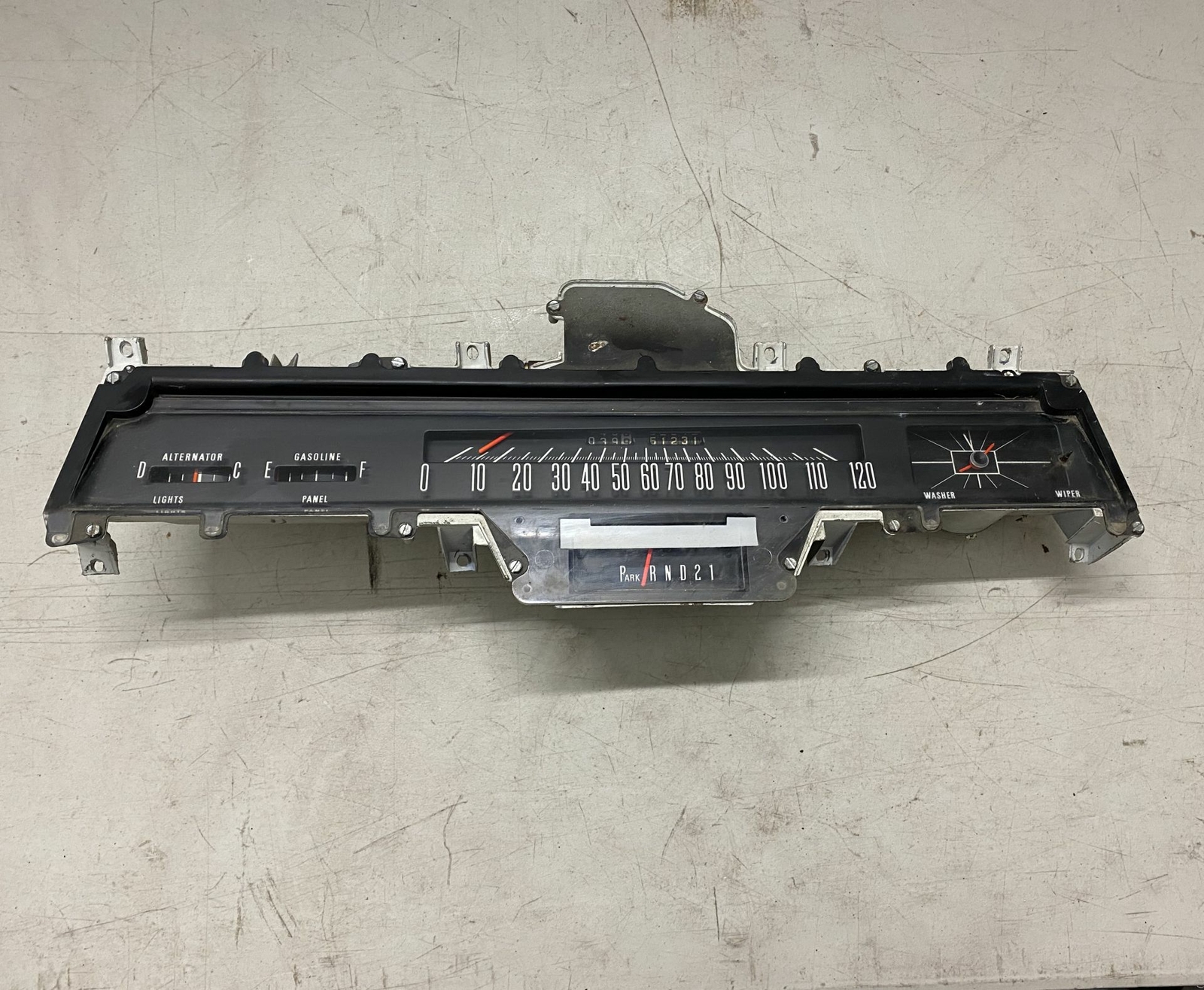 1968 Chrysler Dash Cluster Instrument New Yorker 300 Newport Wagon