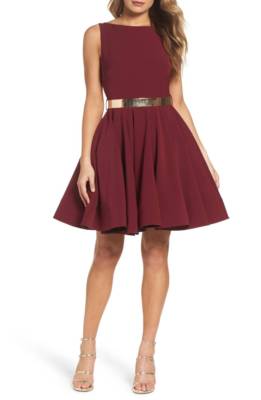 

IEENA for Mac Duggal 25670I Коктейльное платье с расклешенным поясом, винно-красного и золотого цвета, Красный, 25670I