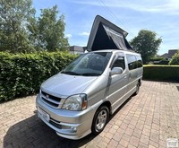2002 TOYOTA HIACE AUTOMATIC 3 BERTH CAMPER for Sale