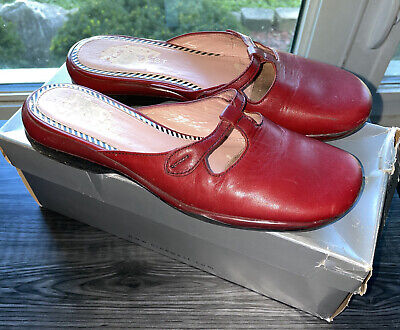Vintage Nine West NWBARITONE Red Leather Square Toe Flats Women s Size 6 1/2