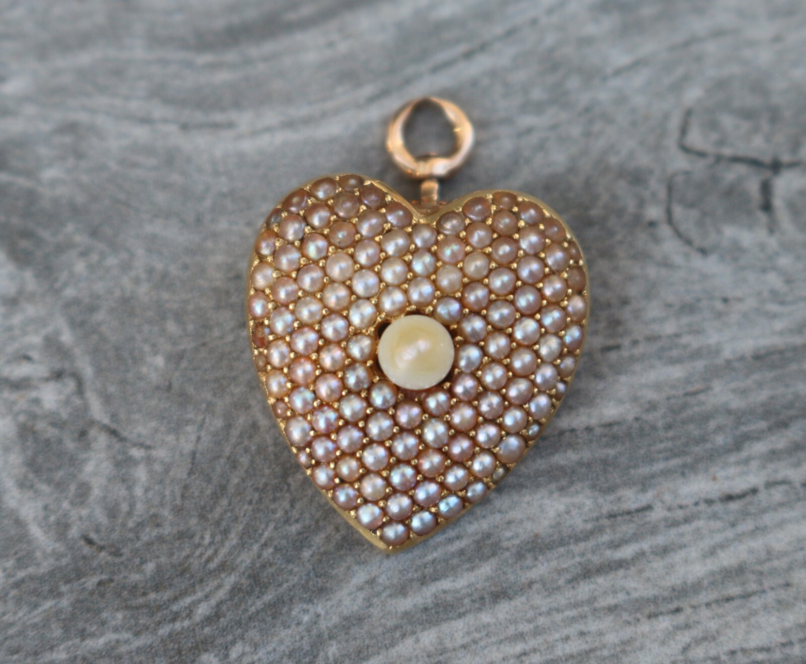 人気【VINTAGE HOLLYWOOD】Silky Black n Pearl Heart Necklace 人気【VINTAGE HOLLYWOOD】Silky Black n Pearl Heart Necklace