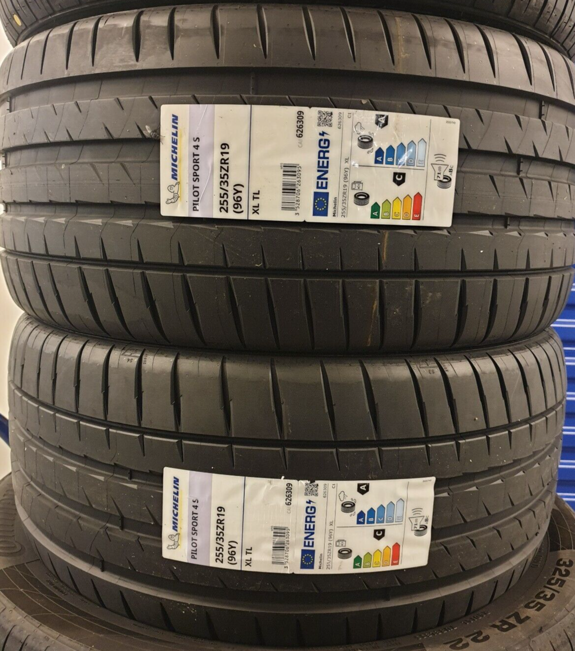 255/35ZR19 MICHELIN PILOT SPORT 4S 23年2本 MICHELIN ミシュラン PILOT SPORT 4 S 255/35ZR19 (96Y) XL