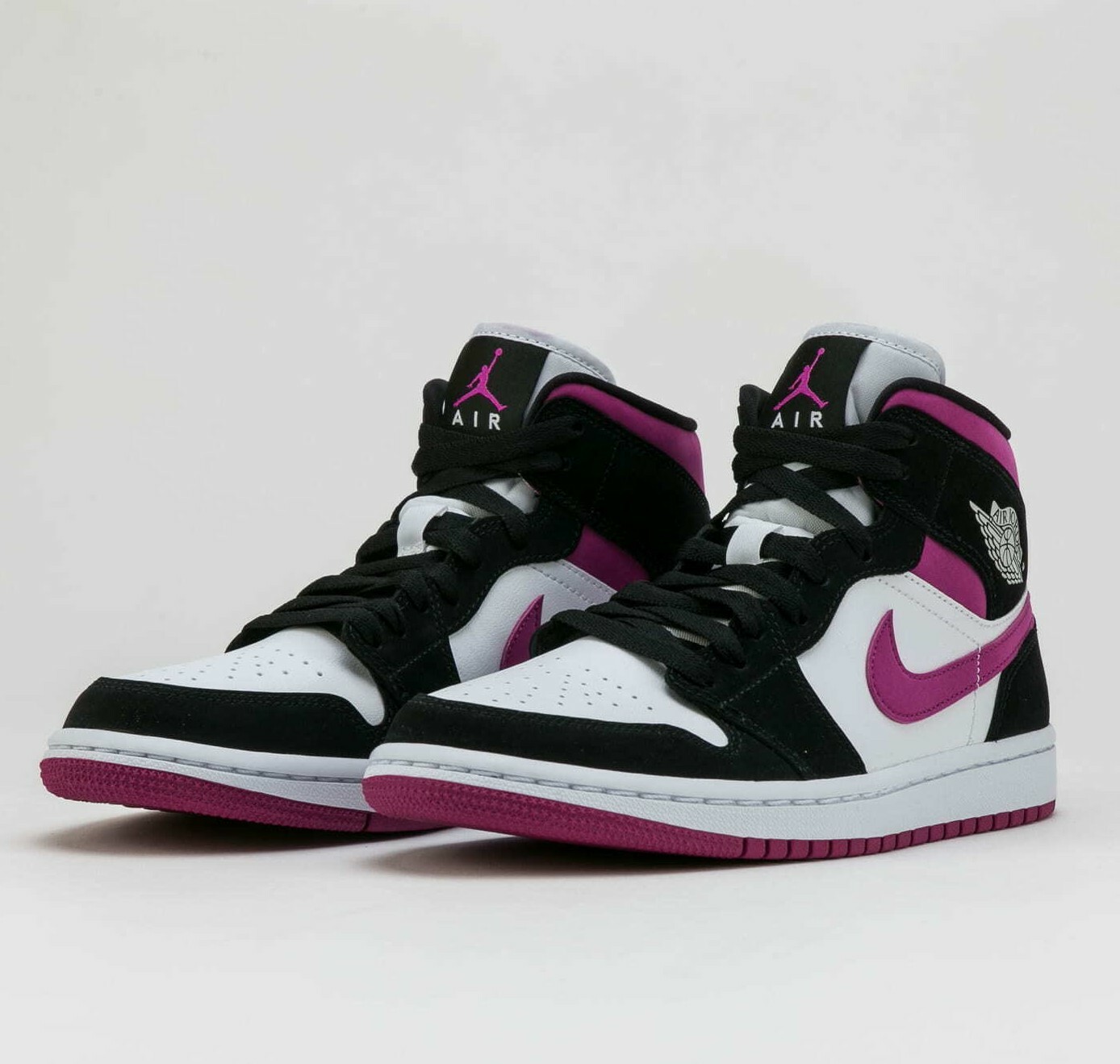 Купить кроссовки Air Jordan 1 Mid Magenta (W) BQ6472-005 в Москве