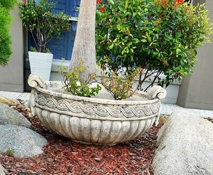Vintage Classical Solid Concrete Garden Pot | Pots & Garden Beds