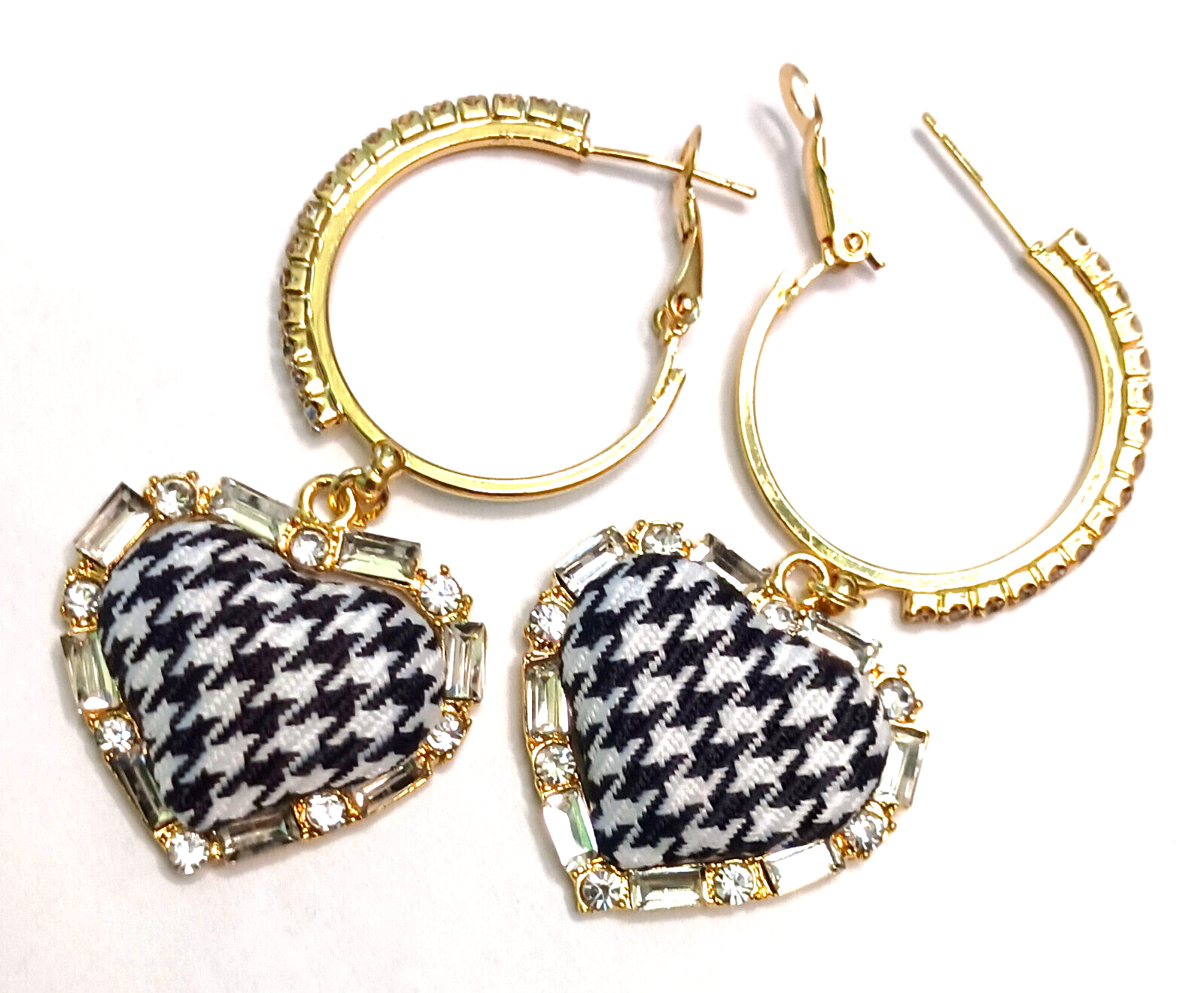 Classy HOUNDSTOOTH Black White HEART Rhinestone Betsey Johnson Dangle Earrings