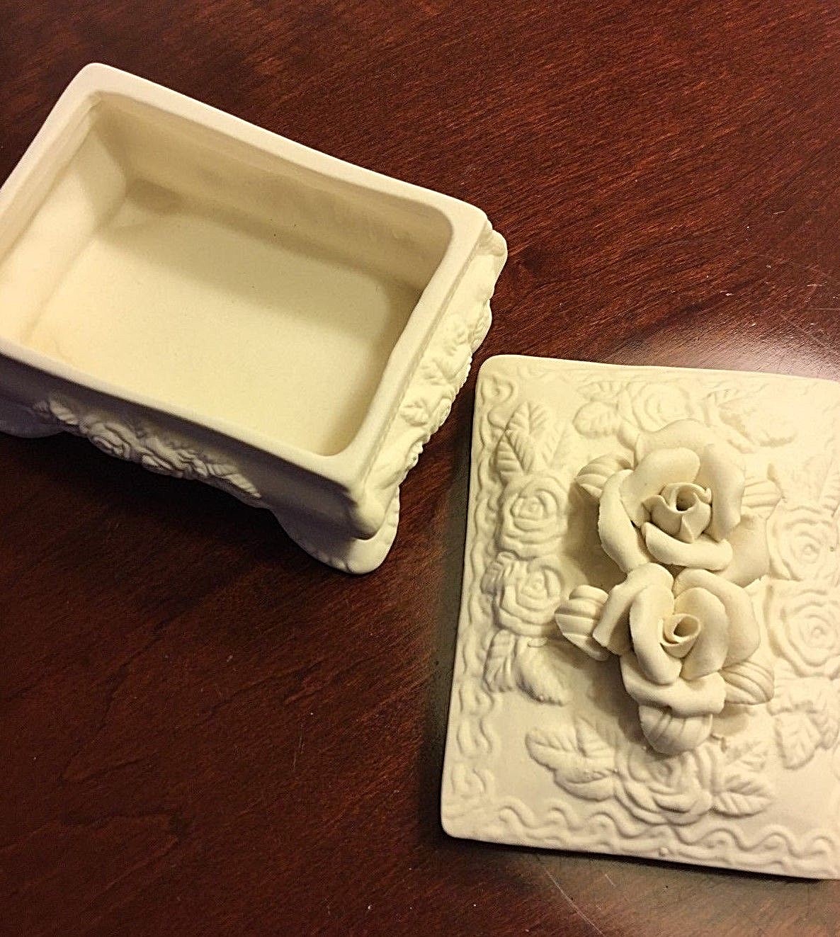 TWO VINTAGE MATCHING JADE PORCELINE CAMEO BOXES