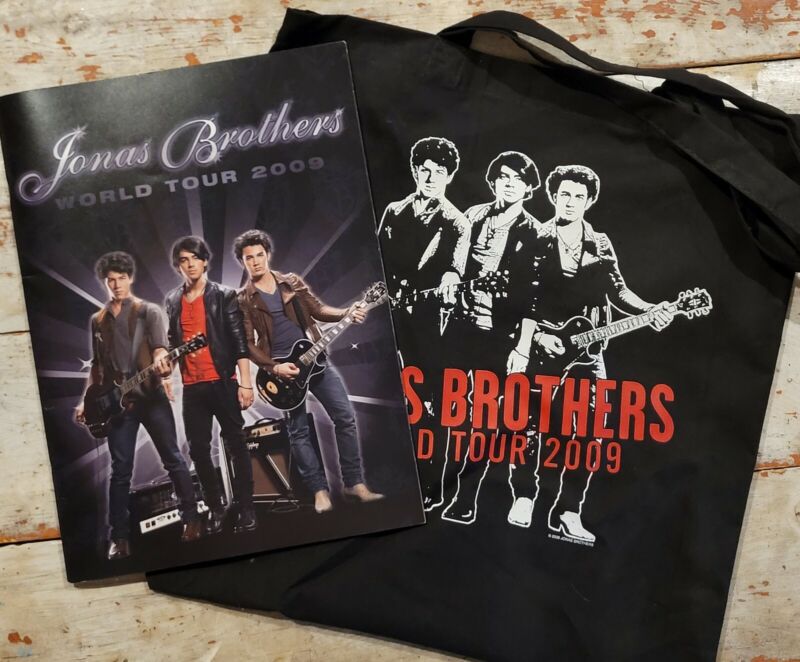  Jonas Brothers World Tour 2009 Black Tote Bag and Program