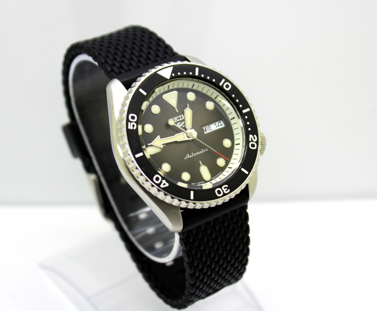 Seiko 5 Sports (4R36-07G0) Men's Watch (Automatic; Rubber Seiko 5 Sports (4R36-07G0) Men's Watch (Automatic; Rubber