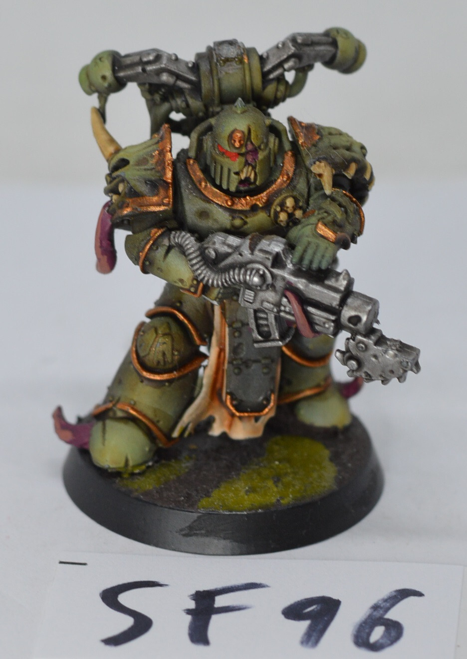 WARHAMMER 40K ヘルドレイク JOYTOY JT3792 Warhammer 40k 1: 18 Space Wolves Claw Pack