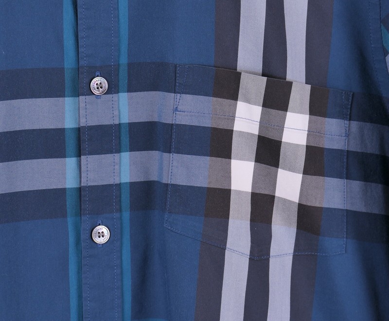 Burberry Brit Blue Gray ICONIC Nova Check Lightweight Button