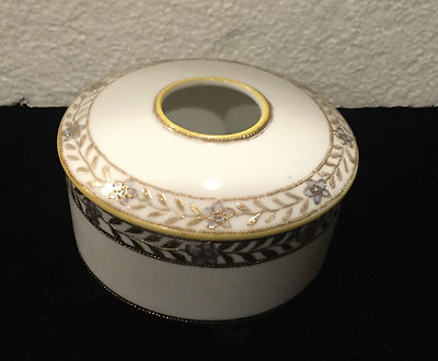 Vintage Nippon Hair Receiver - Moriage Detail