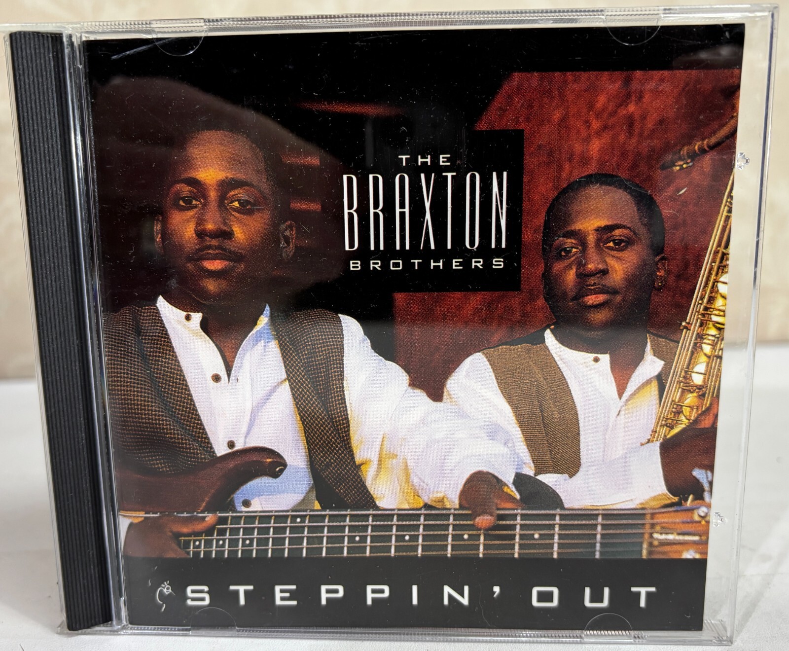 邦楽 FREDDIE'S THEME / STEPPIN' OUT DISCO2 Steppin' Out - YouTube