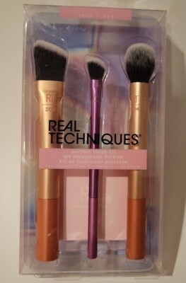 Real Technique Perfect Finish Kit Brush Set (3 brushes) NEW (DMG Box See Photos)