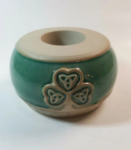 Designed By Kim Lawrence 2002