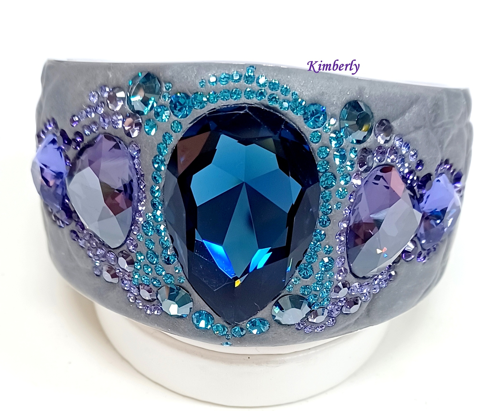 アクセサリー SWAROVSKI Crystal March Owl Bangle アクセサリー SWAROVSKI Crystal March Owl Bangle